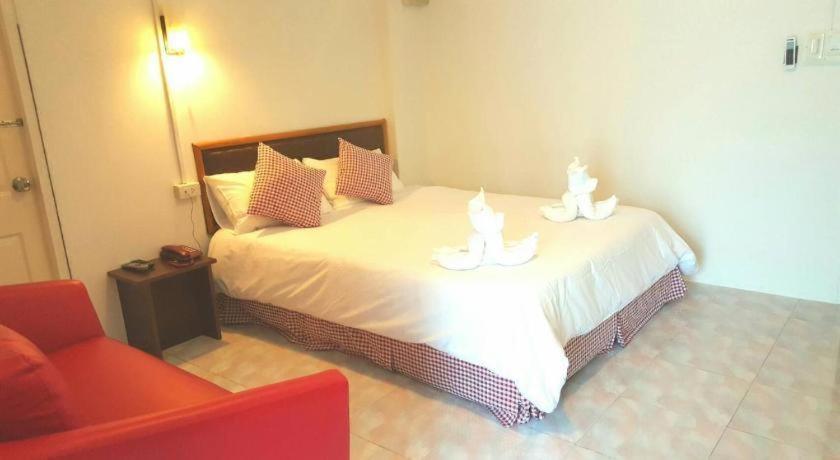 Patong Hotel De Ratt Phuket מראה חיצוני תמונה